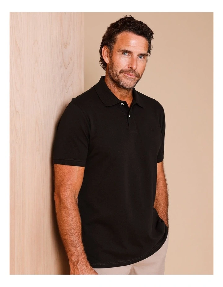 Essential Plain Polo in Chocolate